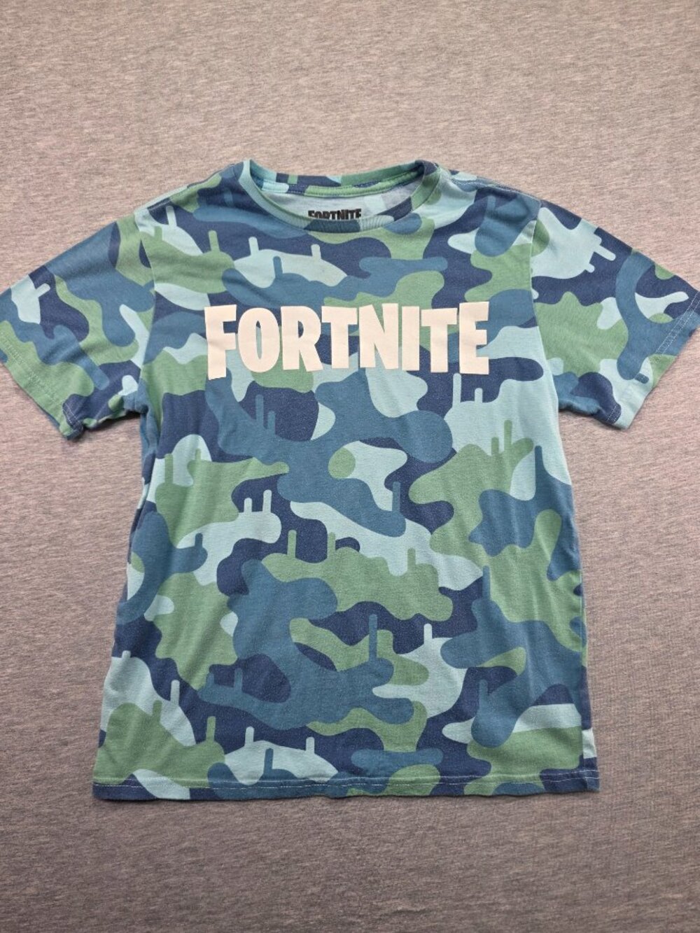 Fortnite Camo Logo Graphic T-Shirt Boys XL 14/16 Blue Green